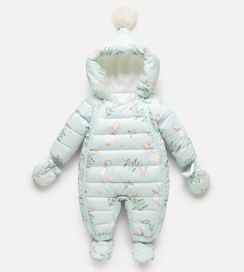 Babykleidung für Neugeborene im Winter