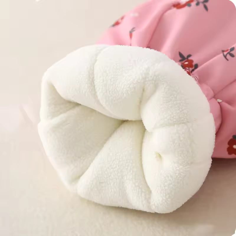 Wasserdichte und warme Baby-Oberbekleidung