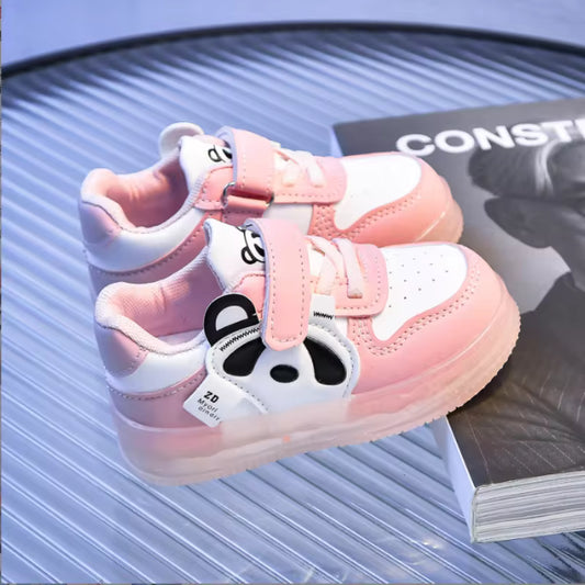 Leuchtende Sneaker für Kleinkinder