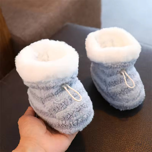 Warme Baby-Winterschuhe
