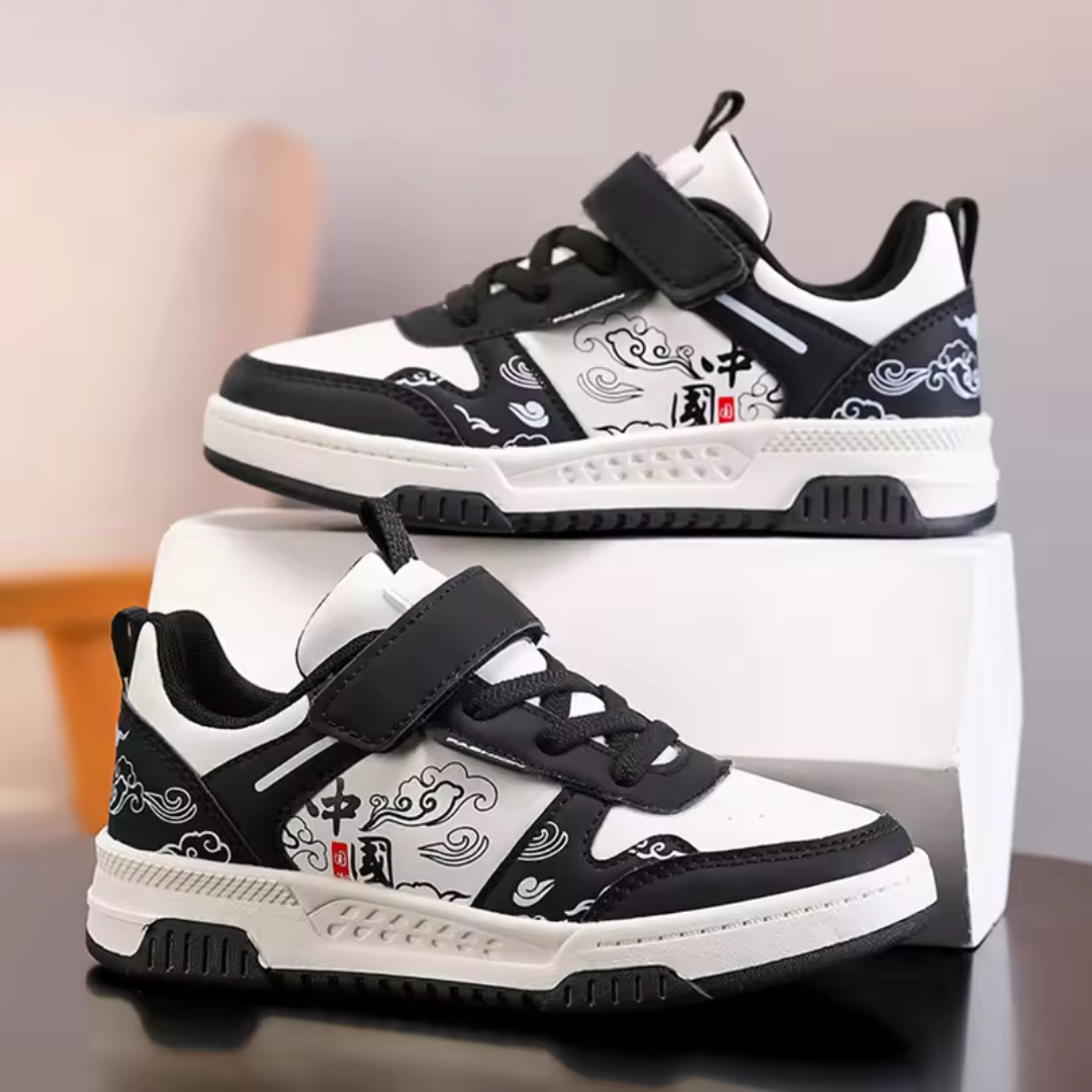 Rutschfester Sneaker für Kleinkinder