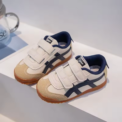 Kinder-Sneaker mit weicher Sohle