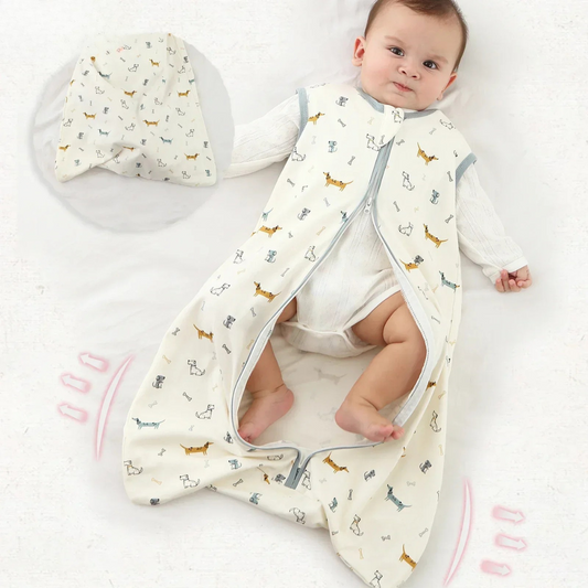 Baby-Schlafanzug mit Reißverschluss