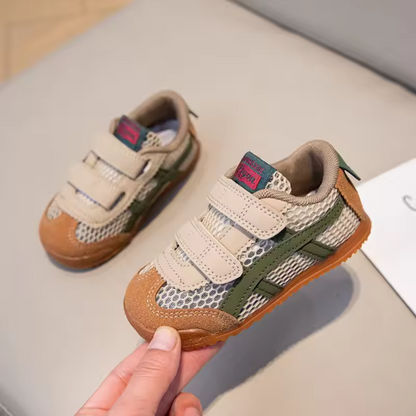 Kinder-Sneaker mit weicher Sohle