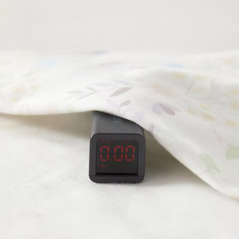 Baby-Jumpsuit mit Naturmuster