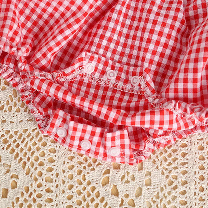 Baby-Strampler für Mädchen – Erdbeerstickerei