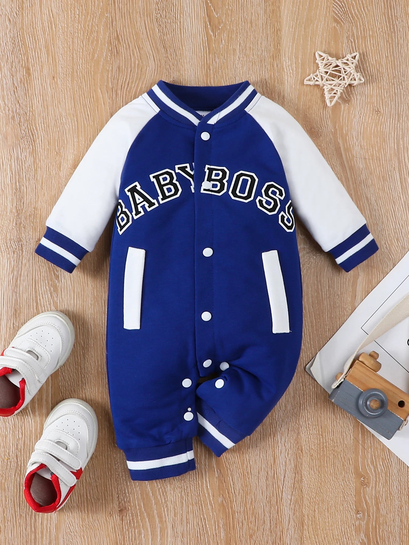 Baby-Jumpsuit mit langen Ärmeln, modisches Outfit
