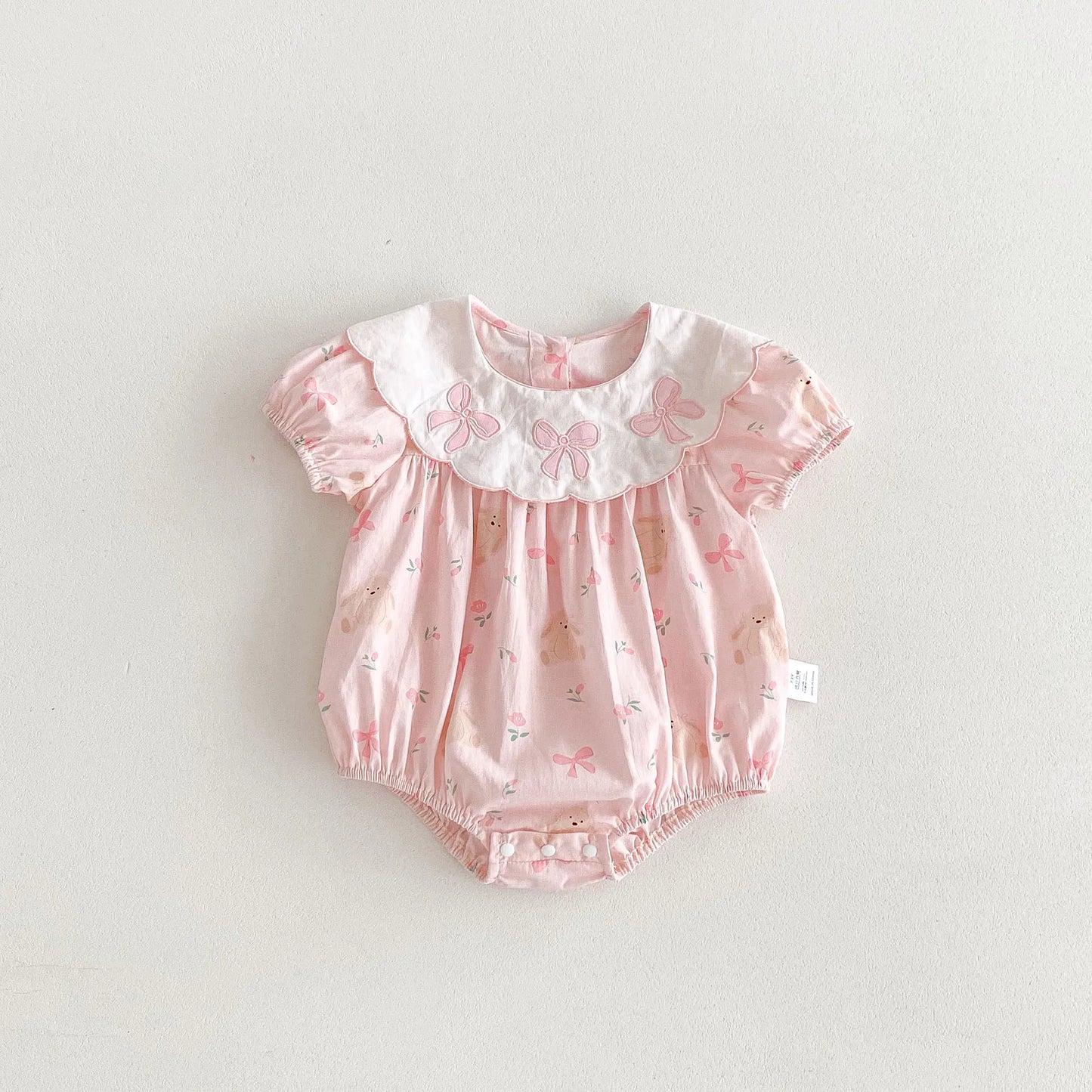 Sommerlicher Baby-Mädchen-Strampler im Prinzessinnen-Stil