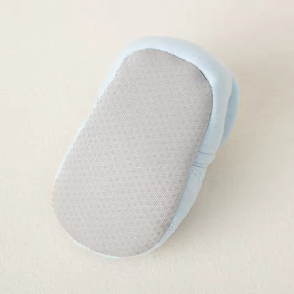 Niedliche Welpen-Kleinkinderschuhe