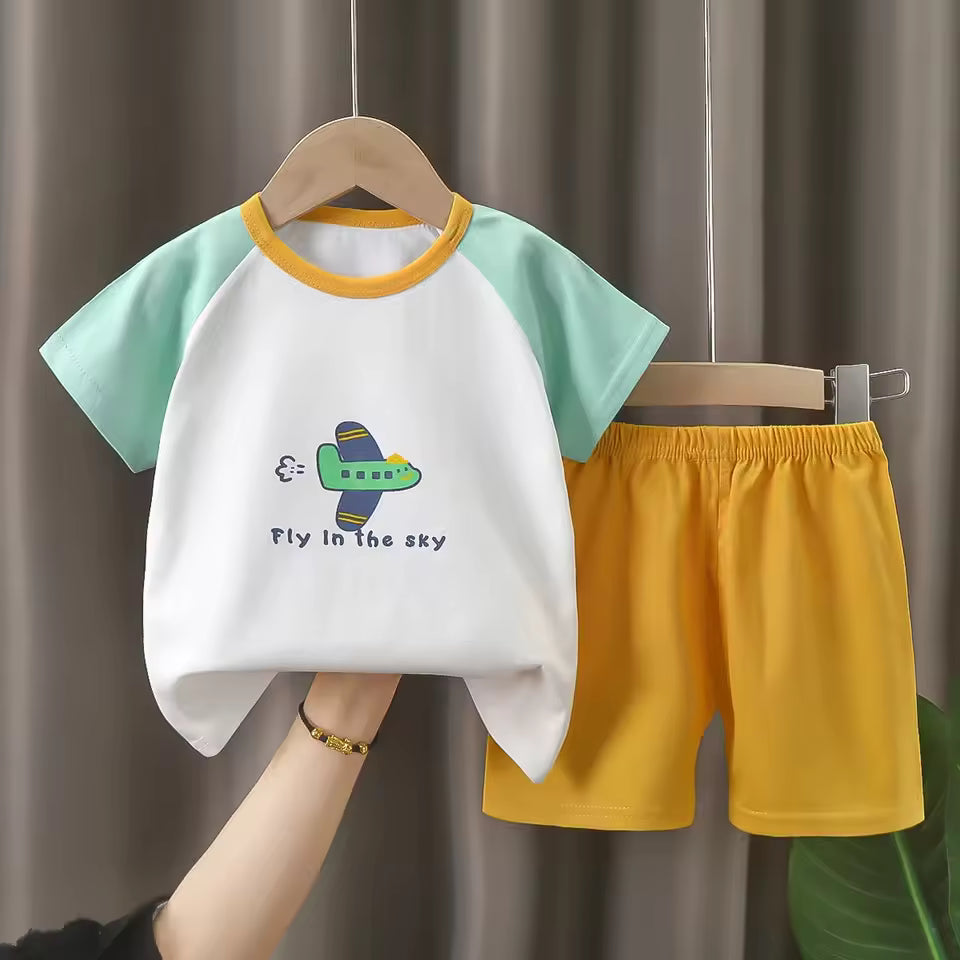 Children's outfit with short sleeves