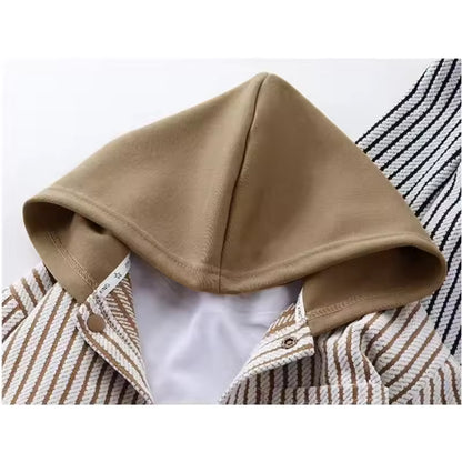 Gestreifter Kapuzenmantel für Kleinkinder
